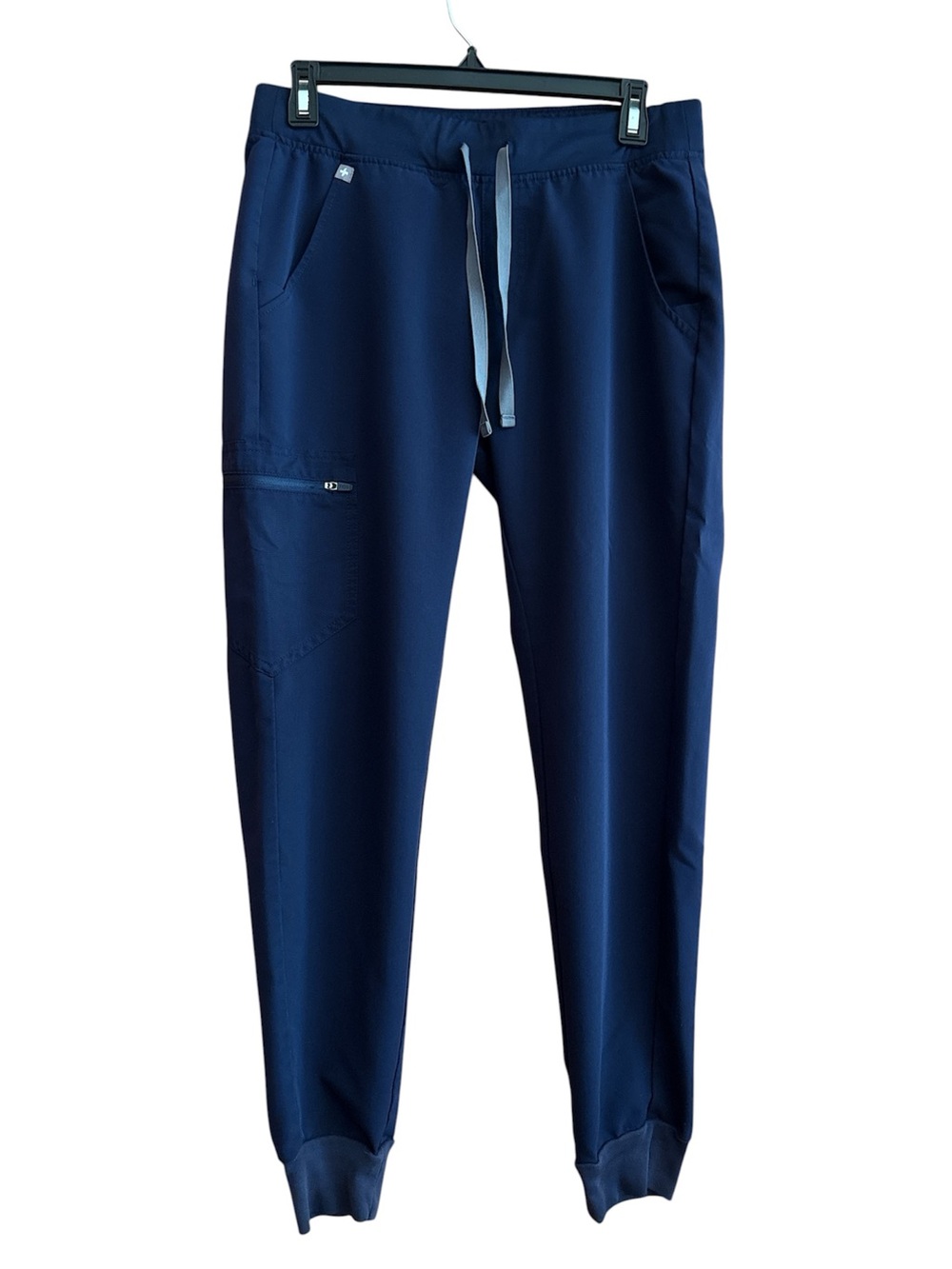 Figs Scrubs Navy Blue Zamora Jogger Scrub Pant™
Size Small - Picture 6 of 9